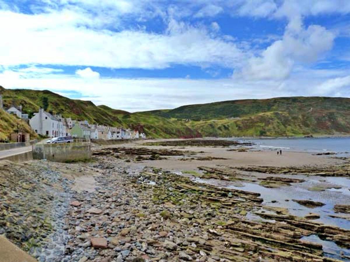 Finest Retreats - Ellie-Jo Cottage Gardenstown Exterior foto